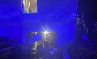 Die Feuerwehr bel&uuml;ftete das Haus intensiv. - Feuerwehr Detmold/C.Rieks