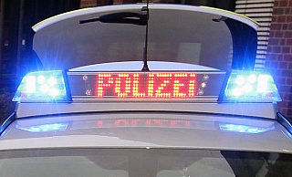 Am Freitagabend kam es zu einem schweren Unfall in Lage. - Pixabay