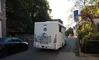 Die Parkscheibenpflicht in der Braker Mitte soll schon bald bis Jahresende pausieren. - Nadine Uphoff