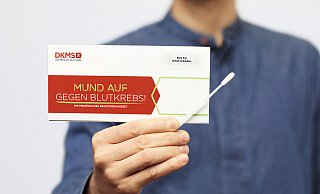 Viele Leukämie-Patienten sind auf Stammzellspenden angewiesen. Die DKMS führt ein Register mit potenziellen Spendern. - DKMS Viele Leukämie-Patienten sind auf Stammzellspenden angewiesen. Die DKMS führt ein Register mit potenziellen Spendern. - DKMS