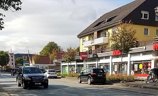 Eine Nordumgehung wäre eine Alternative zur B238, die durch Hohenhausen führt. - Archivfoto: Hajo Gärtner Eine Nordumgehung wäre eine Alternative zur B238, die durch Hohenhausen führt. - Archivfoto: Hajo Gärtner