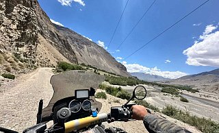Auf dem Motorrad sitzen und die Schönheiten der Natur genießen - das ist für die Freunde, die sich "brothercyclist" nennen, ein Gefühl von Freiheit. - Jakob Pankraz
