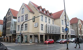 Die Grünen sind gegen die aktuellen Pläne zum Hornschen Tor. Der Bau einer Tiefgarage sei für die Stadt viel zu teuer. Insgesamt fehle ein Konzept für das Areal. - Archivfoto: Cordula Gröne Die Grünen sind gegen die aktuellen Pläne zum Hornschen Tor. Der Bau einer Tiefgarage sei für die Stadt viel zu teuer. Insgesamt fehle ein Konzept für das Areal. - Archivfoto: Cordula Gröne