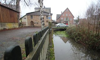 Die alte Wassermühle in Langenholzhausen wird aller Voraussicht nach von den geplanten Hochwasserschutzmaßnahmen betroffen sein. Das hat bereits zu einigem Zwist geführt. - Archivfoto: Jens Rademacher Die alte Wassermühle in Langenholzhausen wird aller Voraussicht nach von den geplanten Hochwasserschutzmaßnahmen betroffen sein. Das hat bereits zu einigem Zwist geführt. - Archivfoto: Jens Rademacher