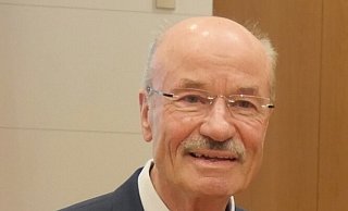 Manfred Hiltergerke hat Zeit seines Lebens viele ehrenamtliche Aufgaben übernommen. - Kreis Lippe Manfred Hiltergerke hat Zeit seines Lebens viele ehrenamtliche Aufgaben übernommen. - Kreis Lippe