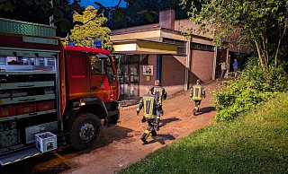 Jetzt muss es schnell gehen: Die Turnhalle hat es in Blomberg am schlimmsten getroffen. - Freitag TV
