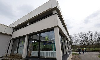 Das Bad Meinberger Badehaus ist geschlossen. Die Stadt überlegt, ob sie es betreiben kann. - Jost Wolf