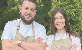 Gian-Luca Fleer und seine Frau Inga haben mit dem "AUGIVU" ein neues Restaurant in der Salzufler Altstadt eröffnet. - Gian-Luca Fleer