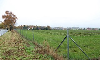 Das geplante Quartier Brunsheide in Schuckenbaum soll über die Herforder Straße (links) erschlossen werden. - Birgit Guhlke Das geplante Quartier Brunsheide in Schuckenbaum soll über die Herforder Straße (links) erschlossen werden. - Birgit Guhlke