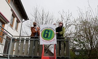 Die kaufmännische Geschäftsführerin Paula Heising (rechts) und die pädagogische Geschäftsführerin Carmen Ramos führen den Verein Westfälisches Kinderdorf. - Westfälisches Kinderdorf Die kaufmännische Geschäftsführerin Paula Heising (rechts) und die pädagogische Geschäftsführerin Carmen Ramos führen den Verein Westfälisches Kinderdorf. - Westfälisches Kinderdorf