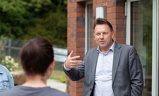 Bürgermeister Frank Hilker ist seit etwas mehr als 1000 Tagen im Amt. Er gibt einen Ausblick daauf, was Detmold im nächsten Halbjahr erwartet. - Torben Gocke Bürgermeister Frank Hilker ist seit etwas mehr als 1000 Tagen im Amt. Er gibt einen Ausblick daauf, was Detmold im nächsten Halbjahr erwartet. - Torben Gocke