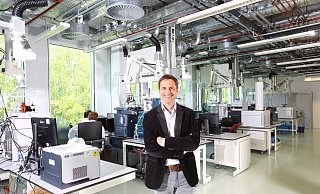 Professor Thomas Hankemeier forscht in Leiden. Er lehrt an der Universität und hat zwei Unternehmen gegründet - eines hat den nationalen Innovationspreis der Niederlande gewonnen. - Fotorechte: Thomas Hankemeier