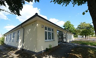 Das als Kunsthaus genutzte ehemalige Medical-Center müsste für viel Geld saniert werden. Die SPD fragt sich, ob das sinnvoll wäre und die Künstler nicht eine Heimstatt im neuen Nachbarschaftszentrum finden könnten. Das wollen diese aber gar nicht. - Sven Koch