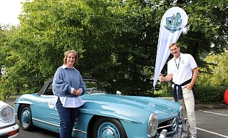 LZ-Gewinnerin Martina Marx und "Hermann-Classics"-Veranstalter Matthias Girlich. - Nico Düllmann
