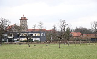 In den Braker Wiesen fördern die Stadtwerke Trinkwasser. Die Fällung eines Obstbaums in diesem Gebiet hat die Beschwerde eines Bürgers hervorgerufen. - Jens Rademacher