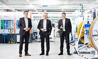 Zufrieden: Vertriebsvorstand Dr. Timo Berger, Finanzvorstand André Sombecki und Volker Bibelhausen, Vorstandssprecher und Technologievorstand (von links). - Weidmüller