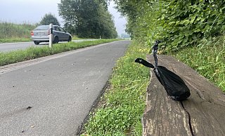 Das eigentütete Häufchen Elend wird jeden Morgen auf der Bank geparkt - wenigstens etwas, was dort platziert wird. - Silke Buhrmester