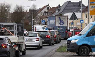 Neben der B 66 ist auch die B 239, hier in Höhe Marktkauf, stark frequentiert. - Bernhard Preuss Neben der B 66 ist auch die B 239, hier in Höhe Marktkauf, stark frequentiert. - Bernhard Preuss