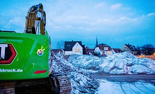 Bis auf einige Restarbeiten ruht die Baustelle an der Hornschen Straße. Wann es dort weitergeht, hängt davon ab, wie schnell der Bebauungsplan für das neue Projekt bewilligt wird. - Raphael Bartling Bis auf einige Restarbeiten ruht die Baustelle an der Hornschen Straße. Wann es dort weitergeht, hängt davon ab, wie schnell der Bebauungsplan für das neue Projekt bewilligt wird. - Raphael Bartling