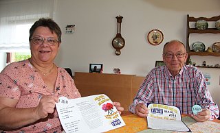 Als sie 2020 bekanntgaben, zur Kommunalwahl nicht mehr anzutreten, war die Auflösung des Vereins schon absehbar. Damals hielten Marin Stork und Günter Simon Flyer von 2014 in die Kamera. 2020 gab es schon keine Handzettel mehr – die FBvB hatte Personalmangel. - Silke Buhrmester Als sie 2020 bekanntgaben, zur Kommunalwahl nicht mehr anzutreten, war die Auflösung des Vereins schon absehbar. Damals hielten Marin Stork und Günter Simon Flyer von 2014 in die Kamera. 2020 gab es schon keine Handzettel mehr – die FBvB hatte Personalmangel. - Silke Buhrmester