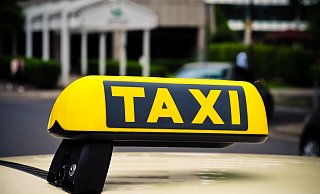 Ein Taxifahrer bewahrte eine 90-Jährige vor dem Enkeltrick. - Symbolbild Pixabay Ein Taxifahrer bewahrte eine 90-Jährige vor dem Enkeltrick. - Symbolbild Pixabay