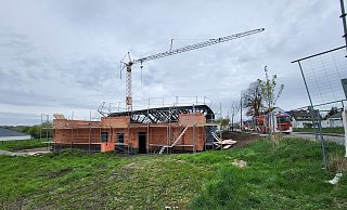 Große Teile des Obergeschosses sind bei dem Brand zerstört worden. Es war der vierte Anschlag auf das Gebäude. - Freya Köhring