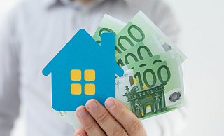 Das Thema Grundsteuer sorgt weiterhin für Unruhe. - vegefox.com - stock.adobe.com