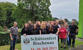 Die Rischenauer Schützen freuen sich auf ihr anstehendes Schützenfest. Erstmals mit dabei ist auch ein Kinderhofstaat. - Schützenverein Rischenau Die Rischenauer Schützen freuen sich auf ihr anstehendes Schützenfest. Erstmals mit dabei ist auch ein Kinderhofstaat. - Schützenverein Rischenau