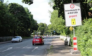 Wer auf der Klingenbergstraße unterwegs ist, kommt ab Montag nicht mehr über die Kreuzung mit der Heidenoldendorfer Straße. - Jana Beckmann