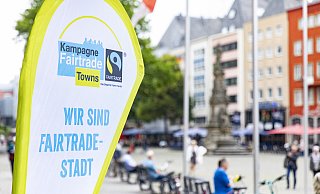 Seit 2009 können sich Kommunen in Deutschland für ihr Engagement im Fairen Handel um den Titel Fairtrade-Town bewerben. Die Fraktion Bündnis 90/Die Grünen fordert in einem Antrag, dass sich auch Blomberg um diese Auszeichnung bewirbt. - Jakub Kaliszewski/ Fairtrade Deutschland