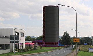 So wird der Wärmespeicher der Stadtwerke Lemgo von der Herforder Straße aus mit Blick in Richtung Isringhausen-Ring aussehen. - Plangis