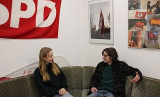 Greta Krügermeier und Thomas Duderstedt bilden seit Oktober die neue Doppelspitze der Lemgoer Jusos. - Philipp Kersten Greta Krügermeier und Thomas Duderstedt bilden seit Oktober die neue Doppelspitze der Lemgoer Jusos. - Philipp Kersten