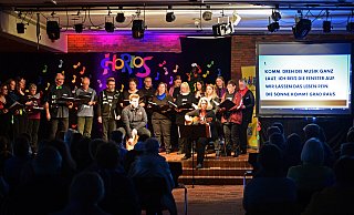 Das Mitsingkonzert des Chores "Chorios" ist ein voller Erfolg. - Nicole Ellerbrake