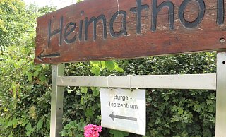 Am Heimathof Leopoldshöhe sind seit Anfang Januar wieder Coronatests möglich (das Foto ist noch aus der Zeit des Vorgänger-Testzentrums), in Asemissen soll es nun eine weitere Testmöglichkeit geben. - Birgit Guhlke Am Heimathof Leopoldshöhe sind seit Anfang Januar wieder Coronatests möglich (das Foto ist noch aus der Zeit des Vorgänger-Testzentrums), in Asemissen soll es nun eine weitere Testmöglichkeit geben. - Birgit Guhlke
