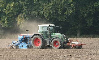 Im Jahr 2030 soll nach dem Willen der Landesregierung ein Fünftel der Felder ökologisch bewirtschaftet werden. In Nordlippe könnte es für Bauern Unterstützung bei der Umstellung von konventionellem auf Öko-Landbau geben. - Archivfoto: Bernhard Preuß Im Jahr 2030 soll nach dem Willen der Landesregierung ein Fünftel der Felder ökologisch bewirtschaftet werden. In Nordlippe könnte es für Bauern Unterstützung bei der Umstellung von konventionellem auf Öko-Landbau geben. - Archivfoto: Bernhard Preuß