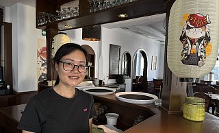 Thao Tran bietet mit ihrem Mann Hao Tran thailändische Spezialitäten im "Pando" im "Junkerhaus" in Schötmar an. - Sandra Castrup