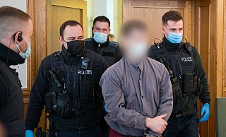 Der verurteilte zweifache Polizistenmörder stand erneut vor Gericht (Archivbild). - Oliver Dietze/dpa