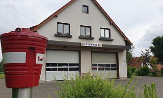 Das Feuerwehrhaus an der Bielefelder Straße in Lieme ist etwas in die Jahre gekommen. - Nadine Uphoff