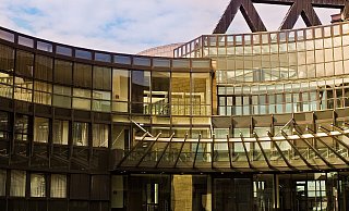 Würde bereits heute der neue NRW-Landtag gewählt, so kämen CDU und SPD auf jeweils 27 Prozentpunkte.  - Symbolbild: Pixabay