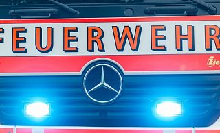 Mit Blaulicht zum Geburtstag in Großenmarpe. - Pixabay