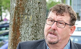 AfD-Politiker Uwe Detert aus Lage darf nicht bei der Bürgermeisterwahl antreten. Die Frage im Wahlausschuss im Kreishaus kam auf, ob er damit automatisch den Status als Ehrenbeamter verliert. - Archivfoto: Niklas Böhmer
