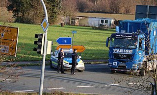 Der Verkehr auf der Lageschen Straße wird umgeleitet. - Jannik Stodiek