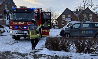 Die Feuerwehr ist in Heidenoldendorf im Einsatz gewesen. - Feuerwehr Detmold /Phil Offer