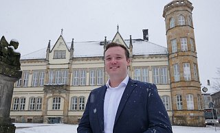 Kandidat im Schneegestöber: Michael Ruttner ist der Bürgermeisterkandidat der CDU Horn-Bad Meinberg. - Jost Wolf Kandidat im Schneegestöber: Michael Ruttner ist der Bürgermeisterkandidat der CDU Horn-Bad Meinberg. - Jost Wolf