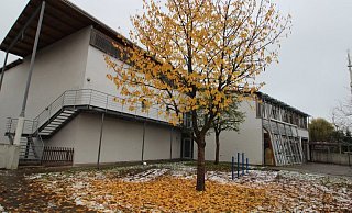 Die Grundschule Kampstraße - auch hier will die Stadt in zwei Klassenräume Lüftungsanlagen einbauen. - Jens Rademacher