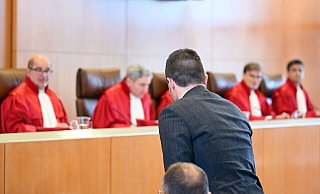 Im April hatte das oberste Gericht mündlich zu der Verfassungsbeschwerde verhandelt. (Archivbild) - Uli Deck/dpa Im April hatte das oberste Gericht mündlich zu der Verfassungsbeschwerde verhandelt. (Archivbild) - Uli Deck/dpa
