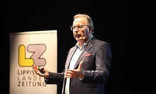 Zukunftsperspektiven: Helmut Muthers spricht über Chancen der Alterung von Kunden und Mitarbeitern. - Vera Gerstendorf-Welle