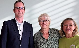 Gehen gemeinsam in den Wahlkampf: Bürgermeister Matthias Kalkreuther (von links), sowie Ute Habigsberg-Bicker (Fraktionsvorsitzende Stadtrat) und Sandra Henjes-WInter (Sprecherin Ortsverband) von den Grünen in Lage. - Bündnis 90/Die Grünen Lage Gehen gemeinsam in den Wahlkampf: Bürgermeister Matthias Kalkreuther (von links), sowie Ute Habigsberg-Bicker (Fraktionsvorsitzende Stadtrat) und Sandra Henjes-WInter (Sprecherin Ortsverband) von den Grünen in Lage. - Bündnis 90/Die Grünen Lage