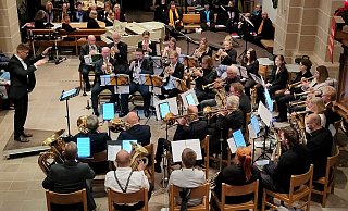 Der Posaunenchor Hohenhausen beim Adventskonzert in der Pauluskirche in Hohenhausen. - Posaunenchor Hohenhausen