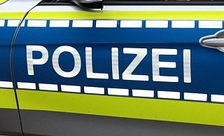 Die Polizei hat am Barntruper Bahnhof zwei verletzte 17-Jährige auf einem Motorroller gestoppt. - Bernhard Preuß/Symbolfoto Die Polizei hat am Barntruper Bahnhof zwei verletzte 17-Jährige auf einem Motorroller gestoppt. - Bernhard Preuß/Symbolfoto
